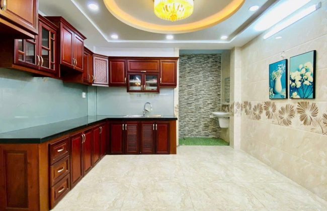 Bán nhà chính chủ đường số 1, P16, Gò Vấp, 60m²(4 x 15), 4PN, 3 lầu, thoáng 2 giếng trời.